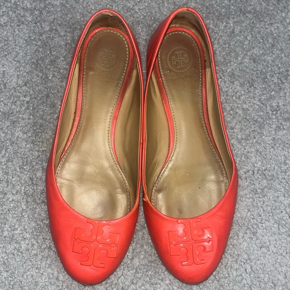 Red/orange Tory Burch flats size 7.5